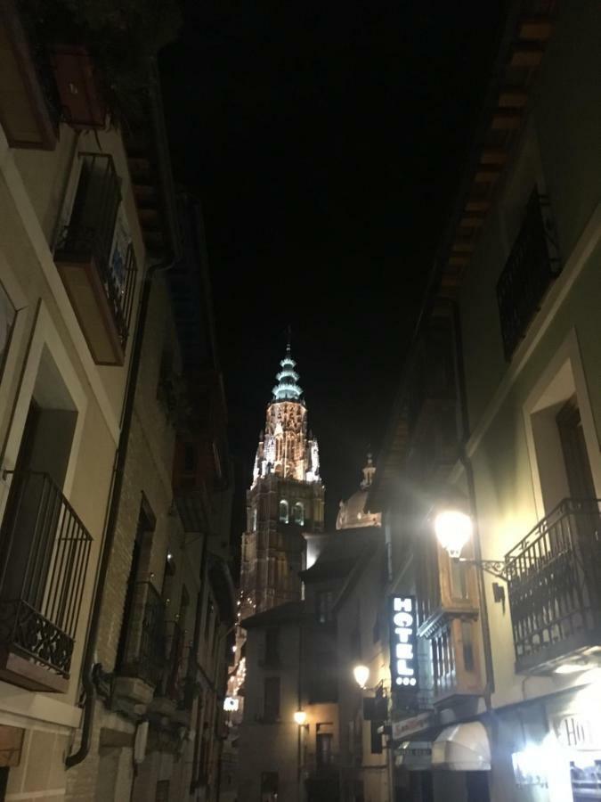 Azotea De La Catedral Apartment Толедо Екстериор снимка